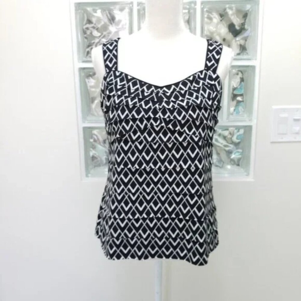 White House Black Market sleeveless luxury Large diamond print top shirt strappy